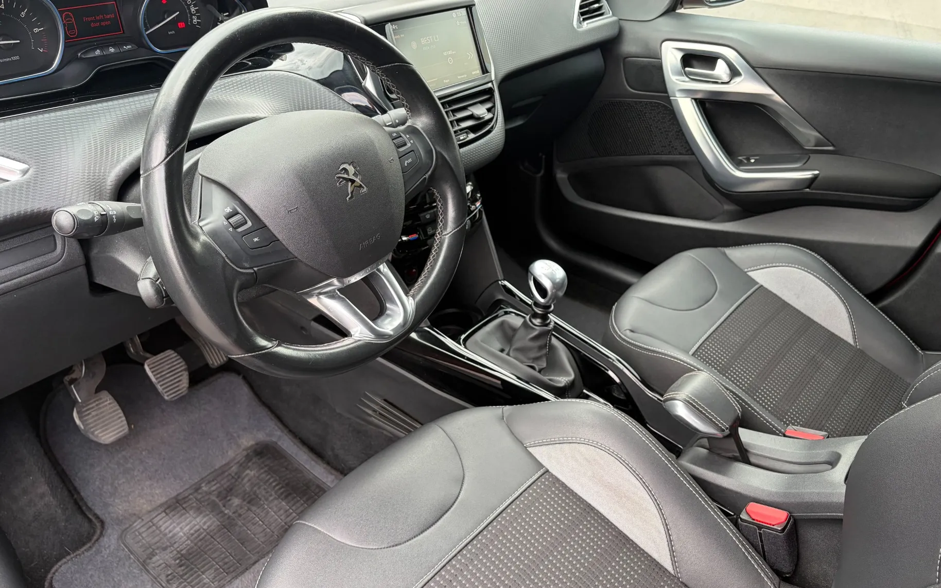 Zunanja slika - Peugeot 2008 - 1,2 PureTech 130 S&S Style - 10