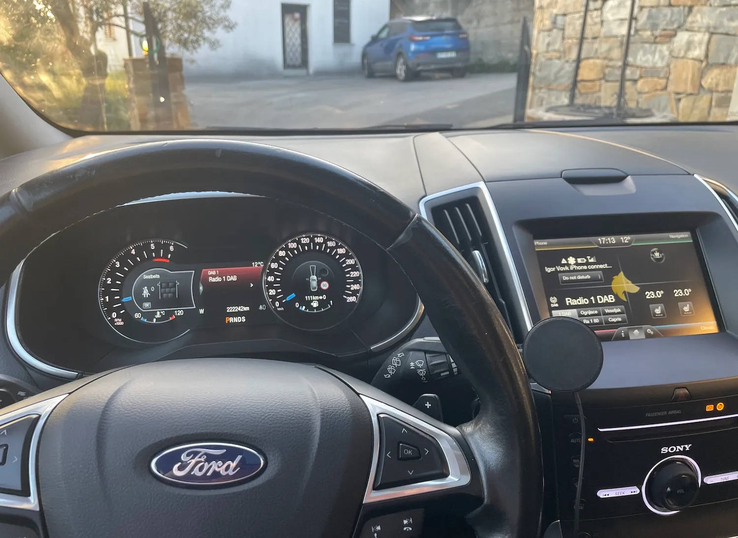 Notranja slika - Ford Galaxy - 2,0 TDCi Titanium Powershift - 4