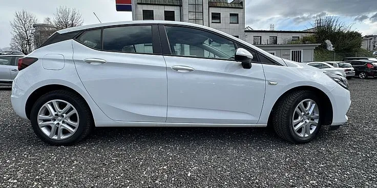 Zunanja slika - Opel Astra - 1.5 Dizel 77KW S S Edition SAMO 122000 km - 4