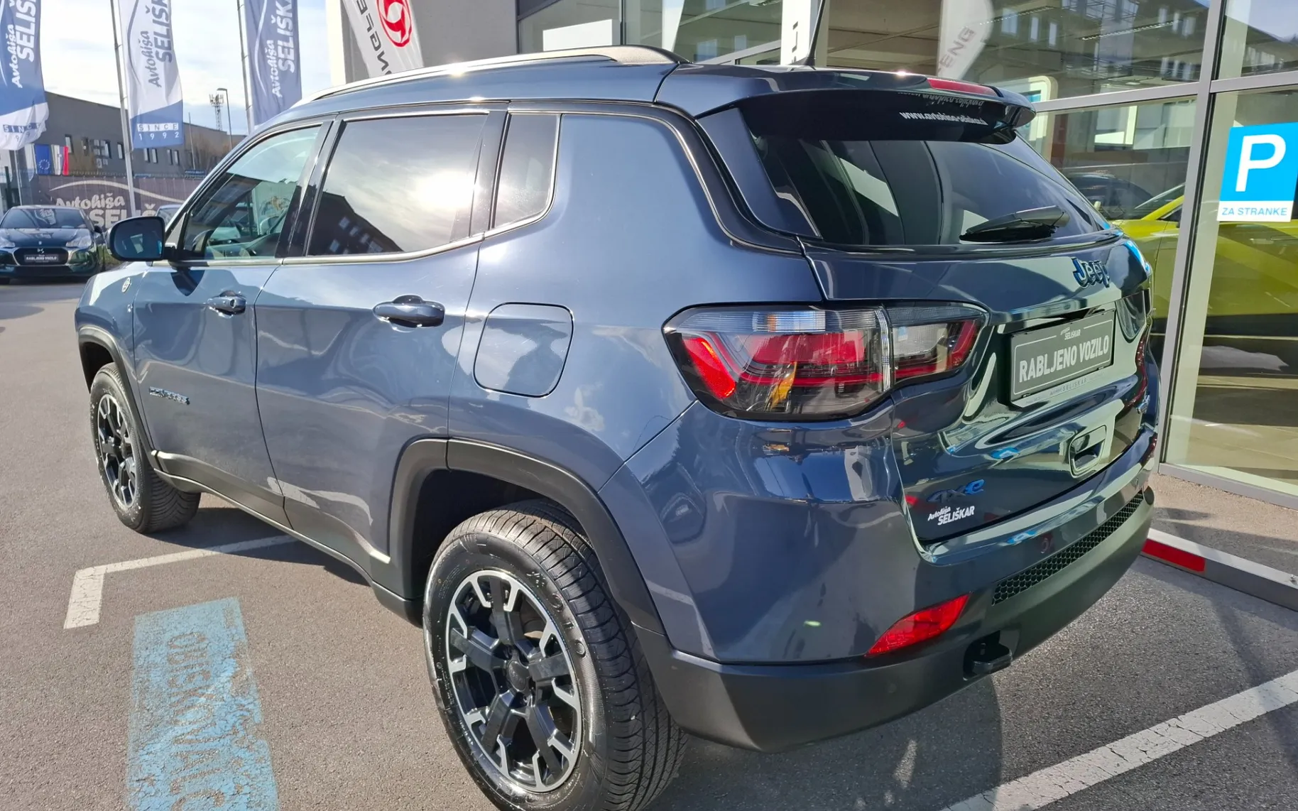 Zunanja slika - Jeep Compass - 1.3 GSE PHEV 4xe 240 Trailhawk - ODLIČNO OHRANJEN - 5