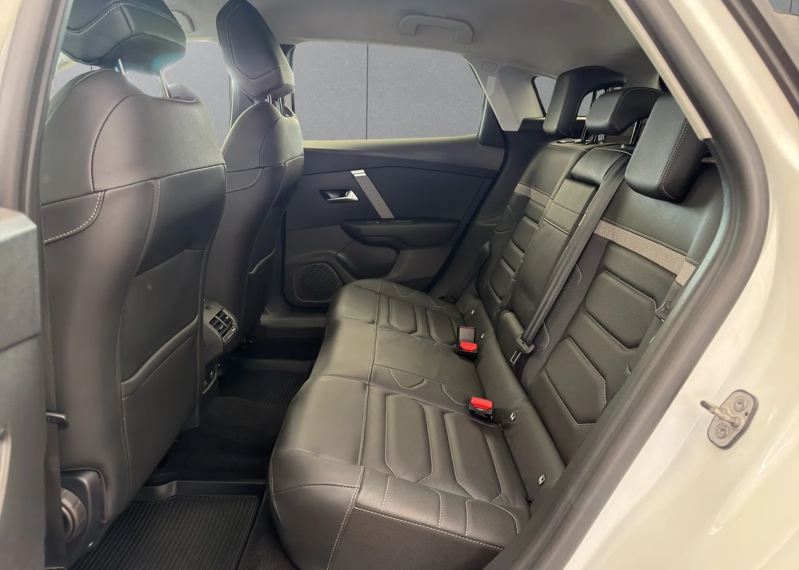 Zunanja slika - Citroën C4 - 1,2 PureTech 130 Feel Avt. - 7