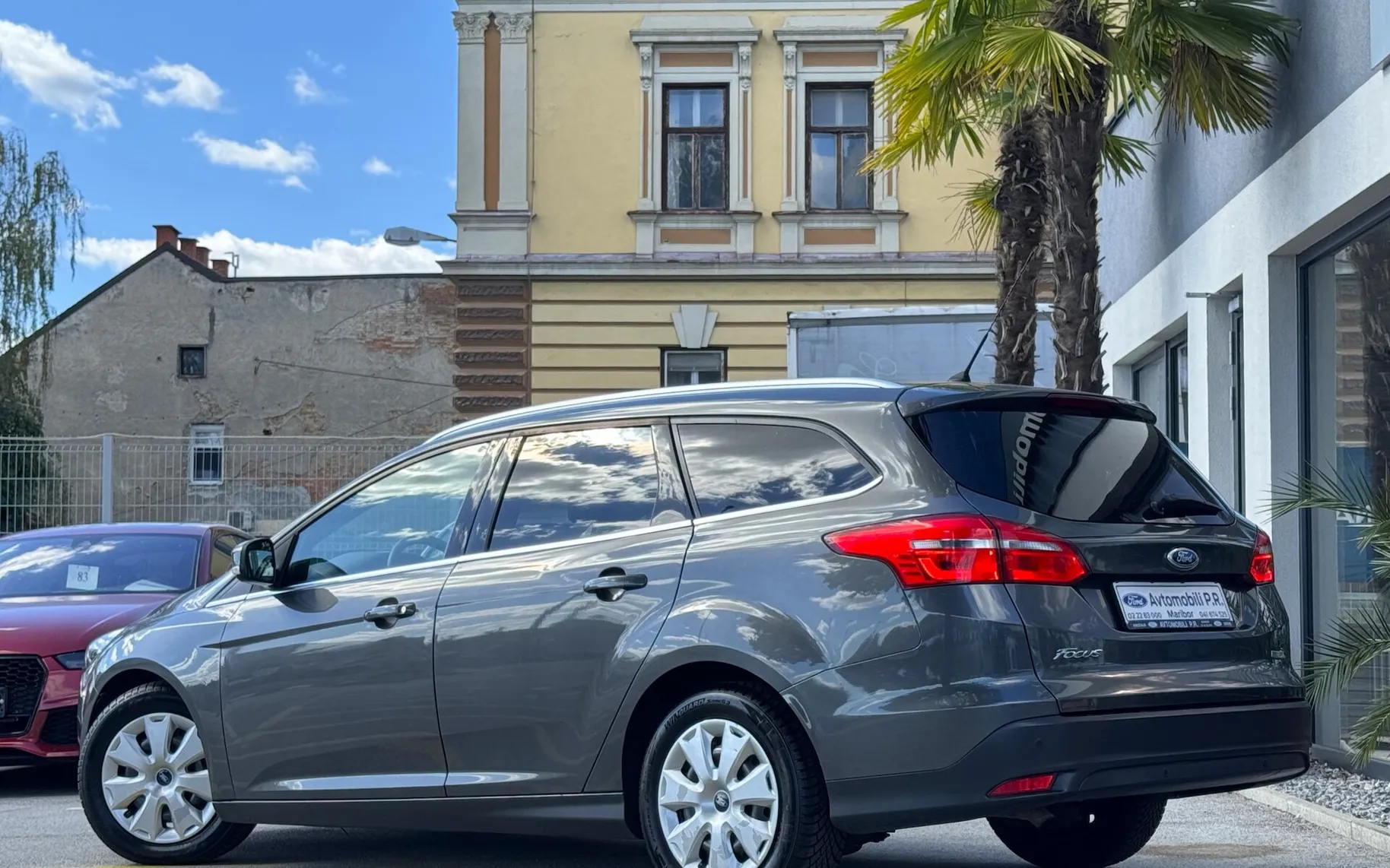 Zunanja slika - Ford Focus - Karavan 1.0 EcoBoost TREND 125KM NAVI ZIMSKI PAKET - 5