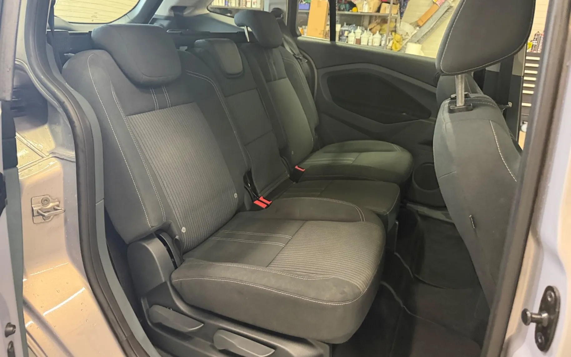 Notranja slika - Ford Grand C-Max - 1.6 TDCi-7 SEDEŽEV-TEMPOMAT-NAVIGACIJA-PDC - 12