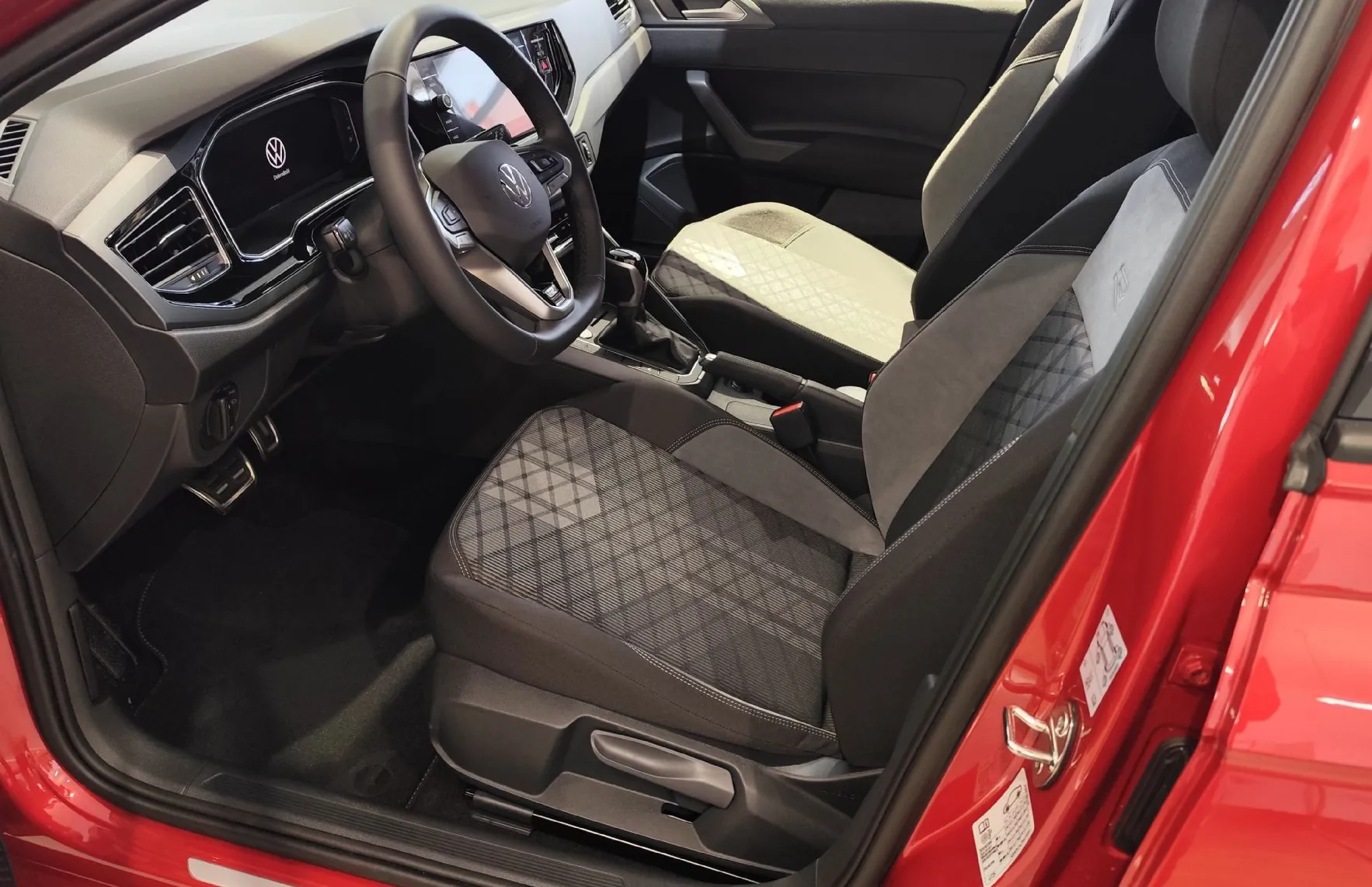 Zunanja slika - Volkswagen Taigo - 1.0 TSI avt. 4JOY DSG  115 - 7