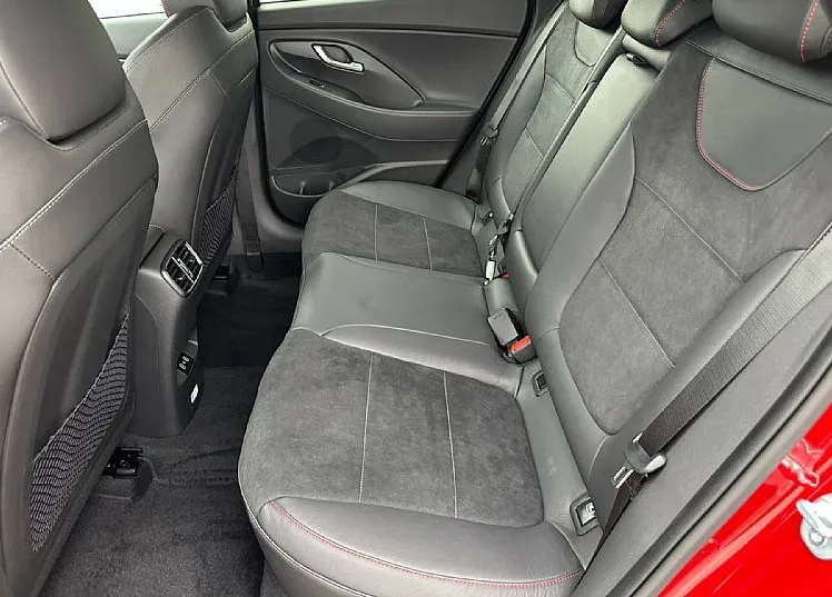 Zunanja slika - Hyundai i30 Wagon - 1.5 T-GDI 140 MHEV IMPRESSION N-LINE RADAR WINTER - 11