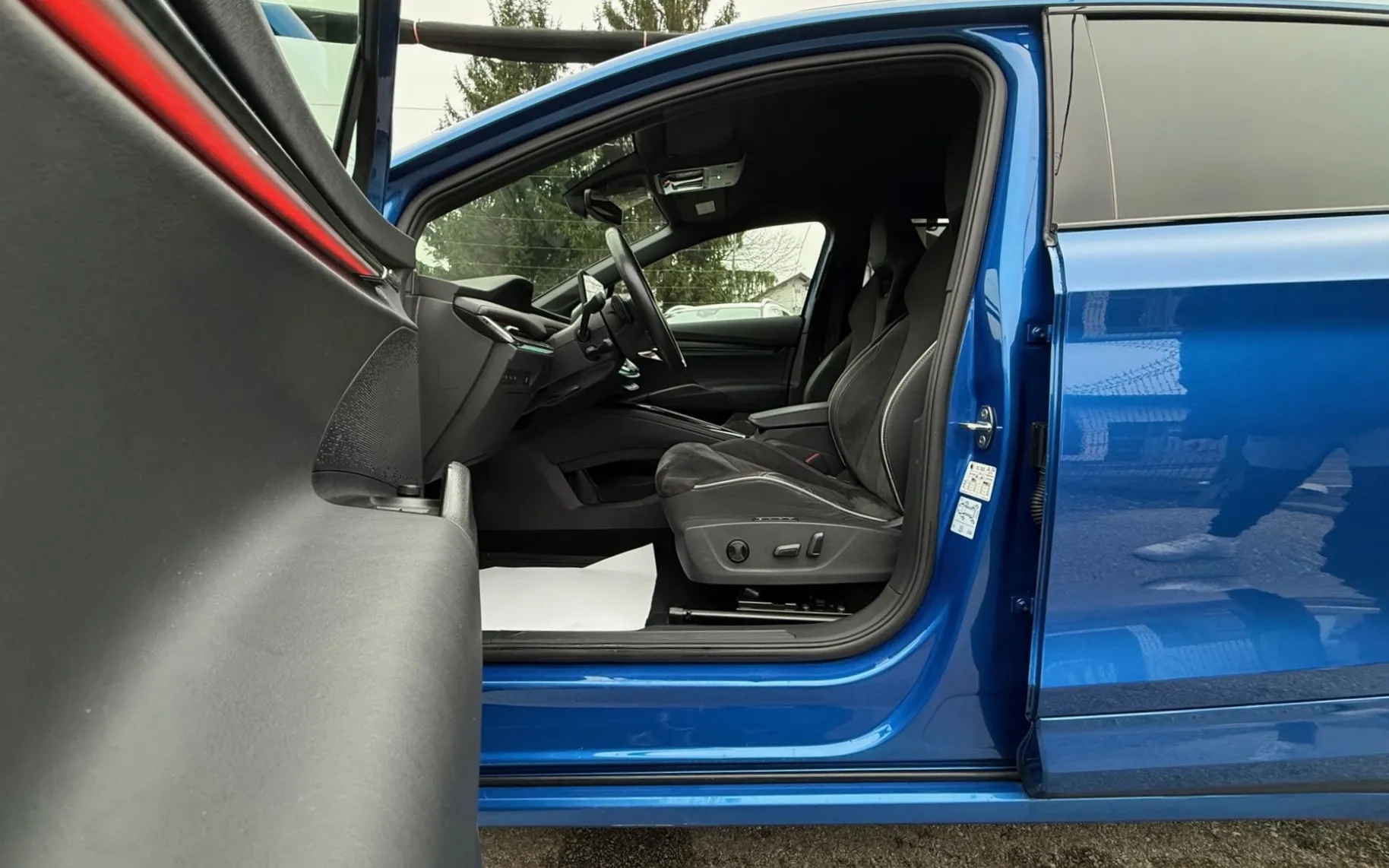 Zunanja slika - Škoda Enyaq - IV 80X SPORT LiNE MATRIX  ACC WEBASTO ALU 20 KLJUKA - 13