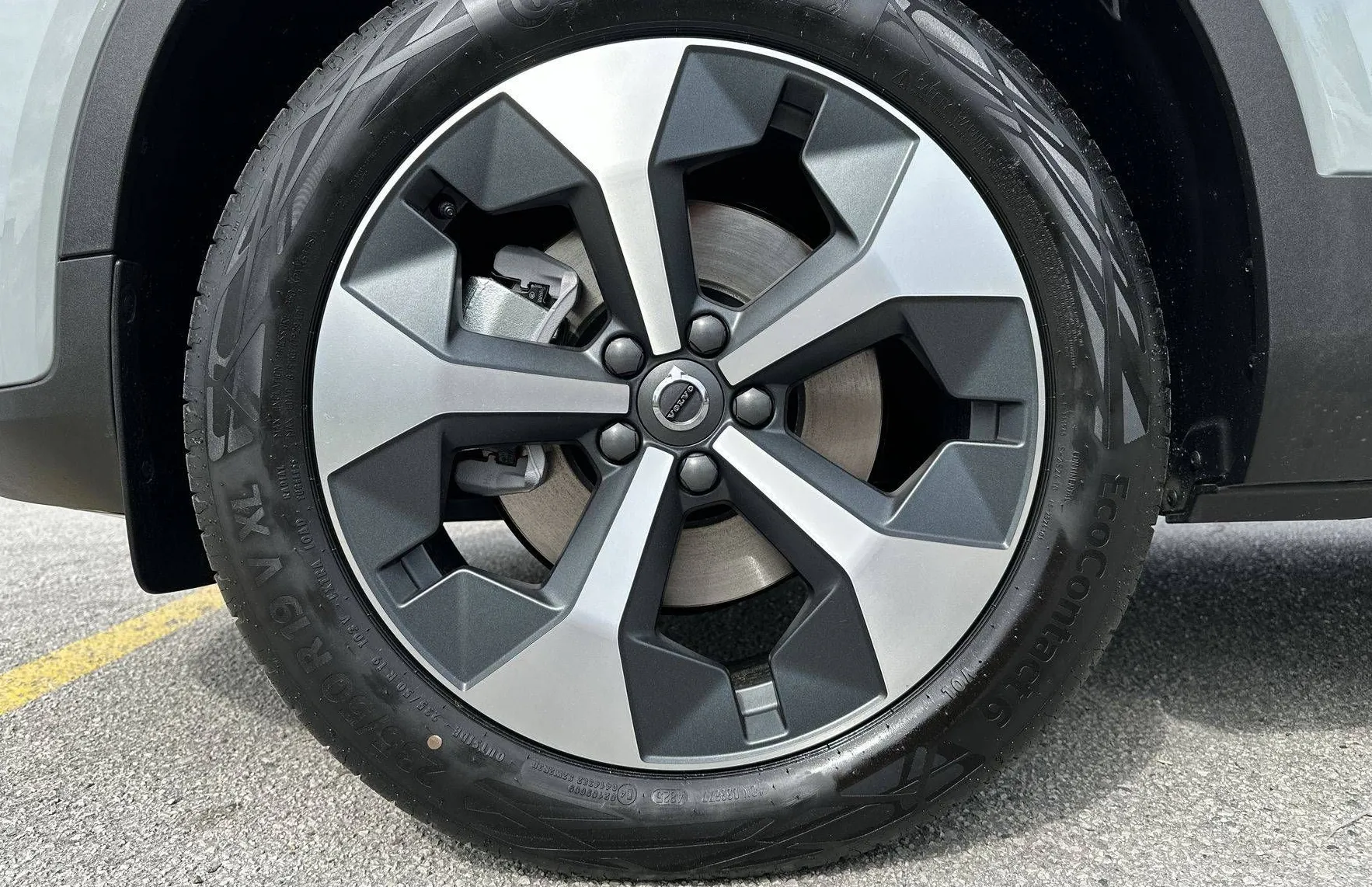 Zunanja slika - Volvo XC40 - B3P Plus Dark Avt - 8