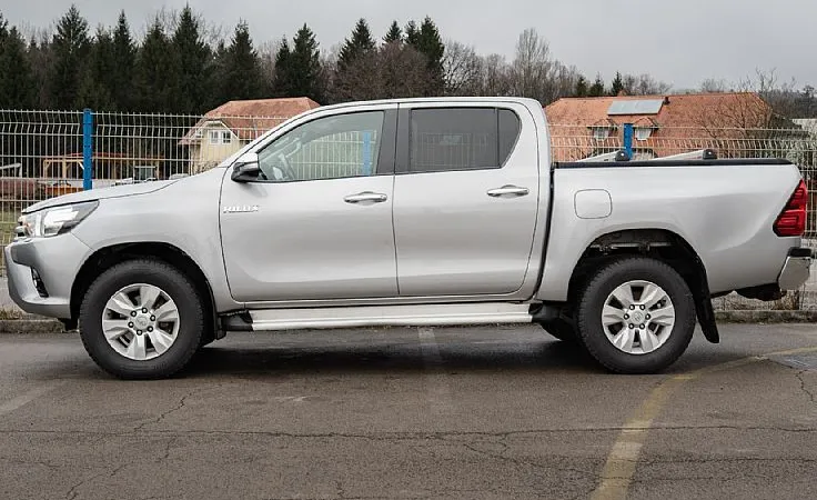 Zunanja slika - Toyota Hilux - 2.4D4WD-AUT-Potrjena servisna zgodovina 2.Lastnik - 8
