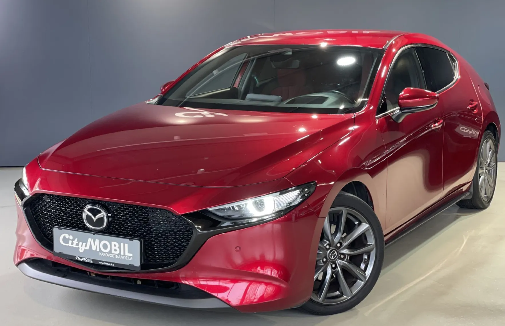 Zunanja slika - Mazda Mazda3 - HEAD UP-NAVIGACIJA-KAMERA-2XPDC-RADAR-LED - 1