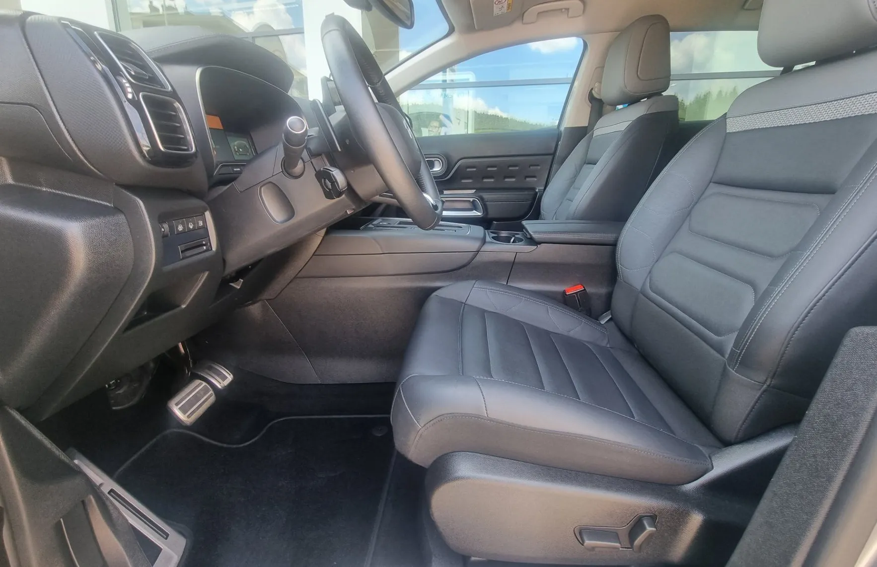 Zunanja slika - Citroën C5 Aircross - 1.6PHEV 225 Shine Pack - Avtomatik - SAMO 27.072KM - 12
