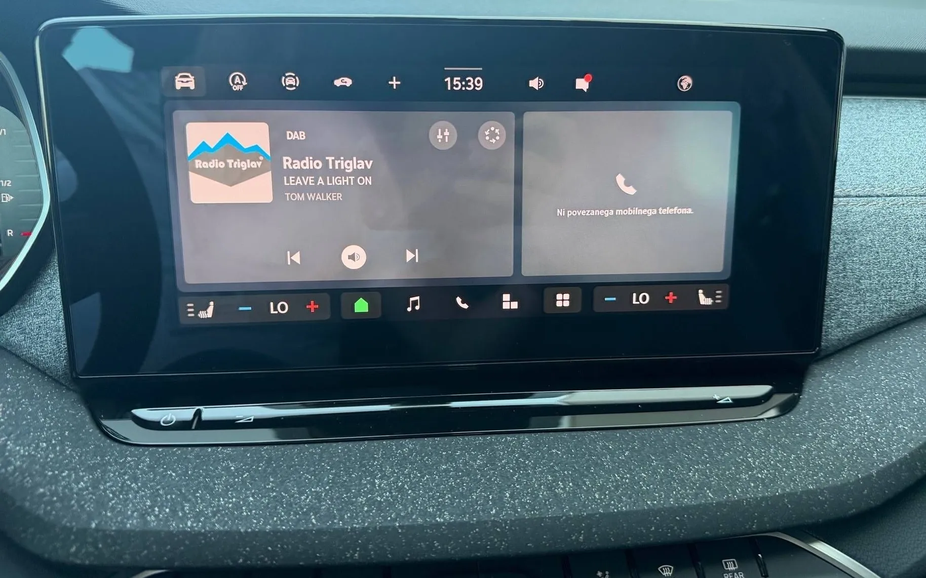 Notranja slika - Škoda Octavia - Combi 1.5 TSI mHEV Family DSG - 12