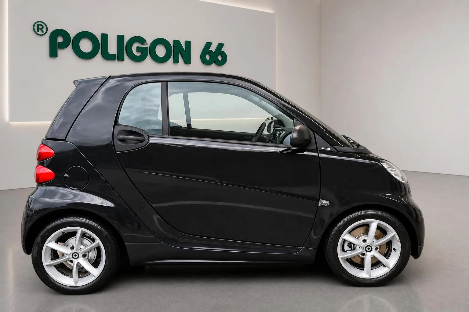 Zunanja slika - Smart fortwo - pulse-PANORAMA-AVTOMATSKA KLIMA-F1-GARANCIJA - 4