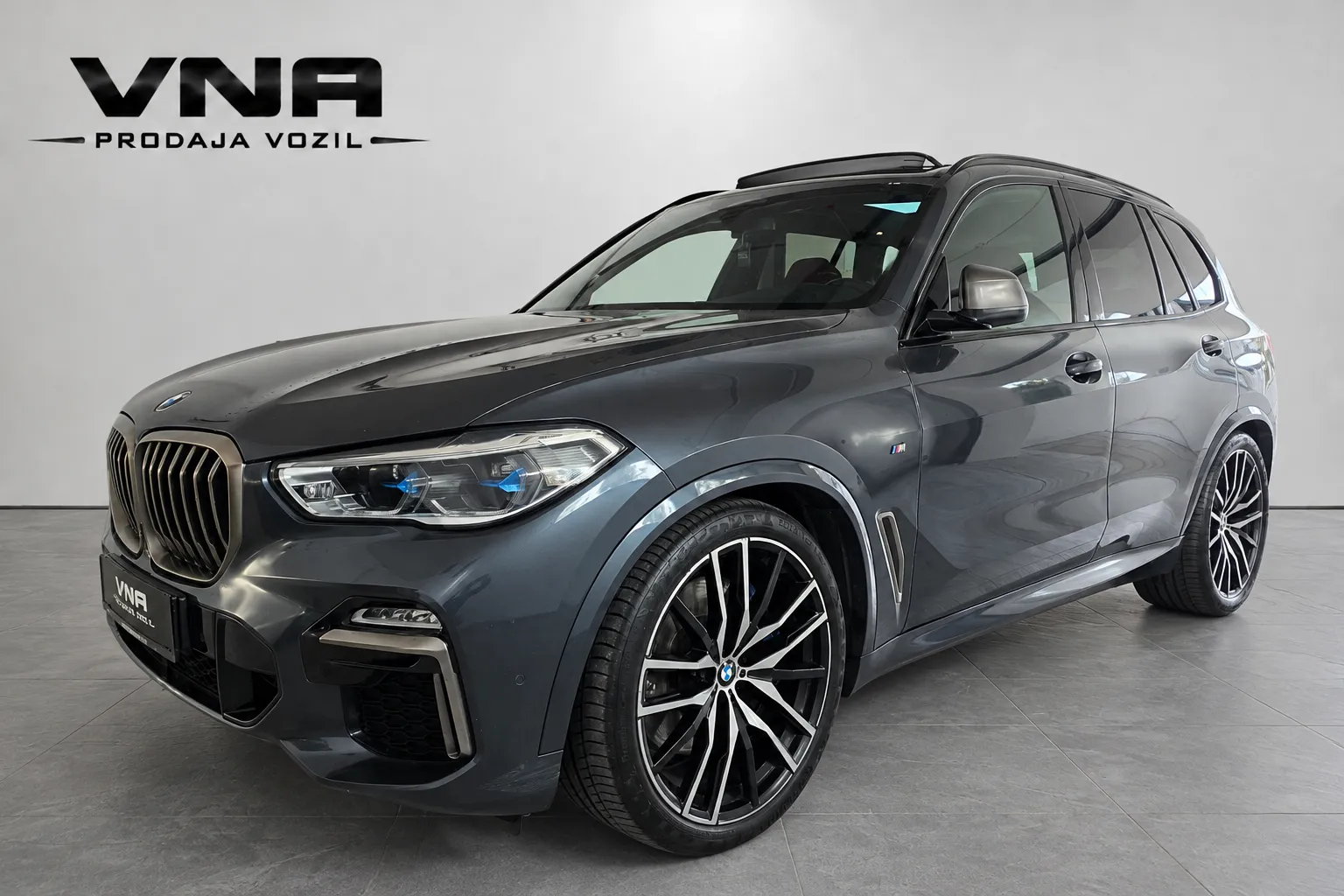 Zunanja slika - BMW serija X5: - xDriveM50d Avt. PANORAMA|ZRAK|KLJUKA|360-KAM|LASER - 1