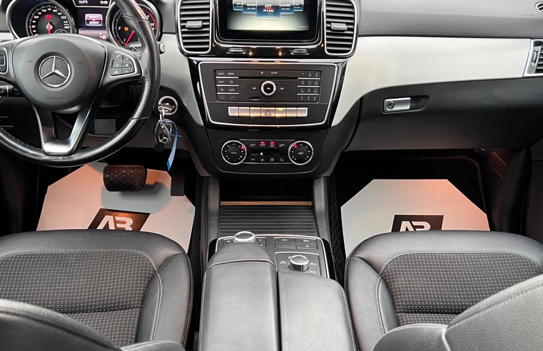 Zunanja slika - Mercedes-Benz GLE-Razred - GLE 250 d 4MATIC+SLO+1.LAST+LED... - 12