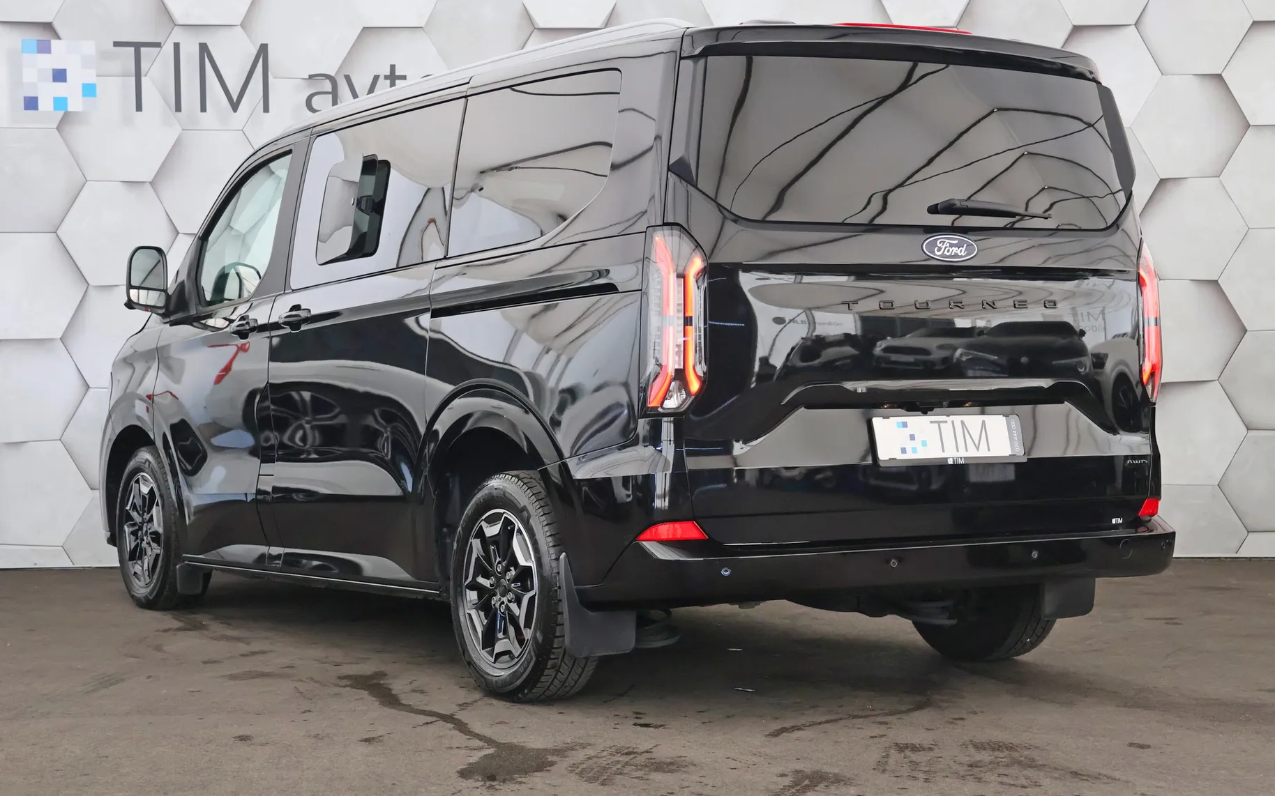Zunanja slika - Ford E-Transit Custom - 2.0 TDCi AWD 8AT Titanium X 170KM - 4