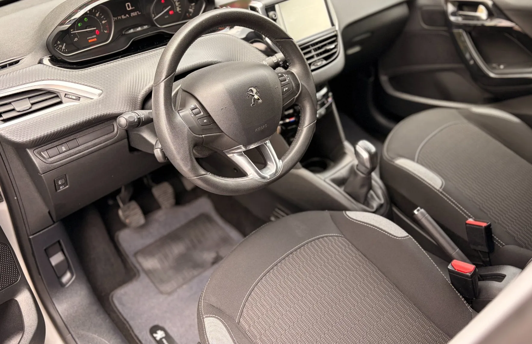 Zunanja slika - Peugeot 208 - 1.2 PureTech 82 Style - BREZ POLOGA - 10