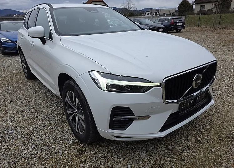 Zunanja slika - Volvo XC60 - B4D AWD AUT Momentum Pro FULLED•ACC•BLIS•KAMER•18C - 1