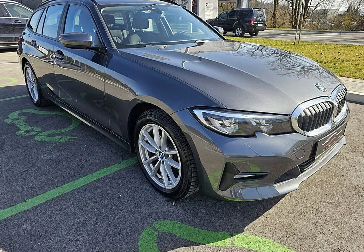 Zunanja slika - BMW Serija 3 - Touring: 320d 4x4 AT|Led|Navi|PDC|Keyless Go|ACC|alu| - 3