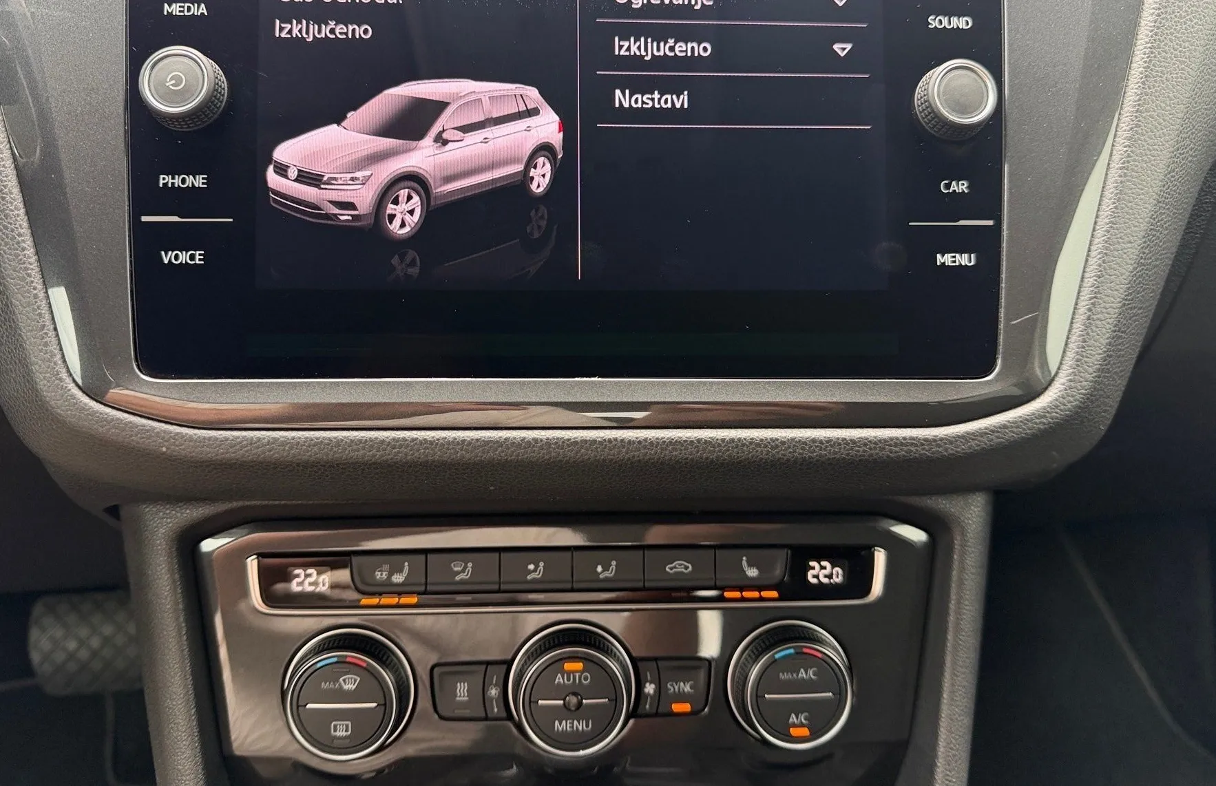 Zunanja slika - VW Tiguan - 4motion 2.0 TDI BMT DSG R-Line-Black Style-WEBASTO - 20
