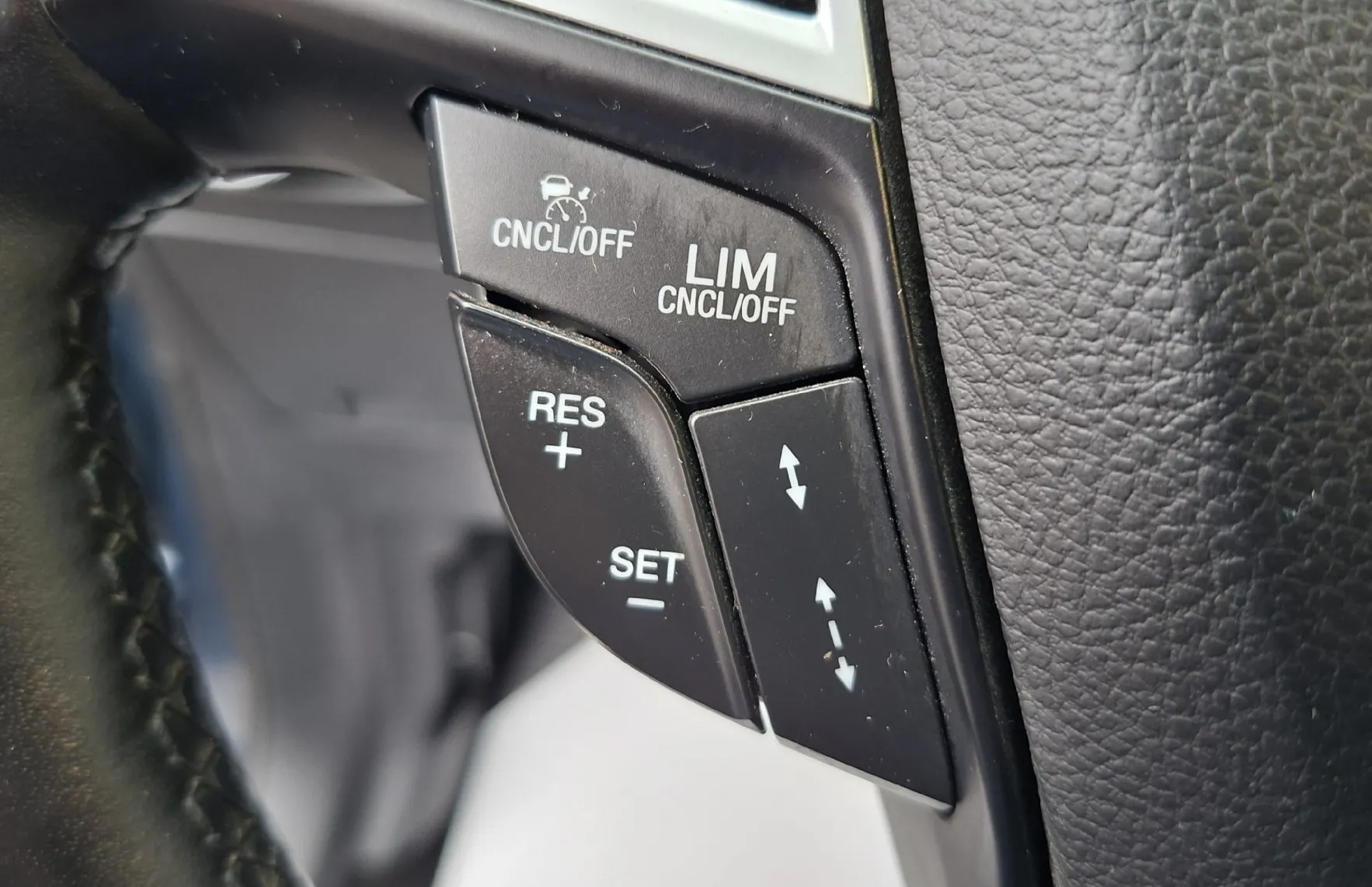 Zunanja slika - Ford S-MAX - 2.0 EcoBlue 140 kW Vignale Auto 7 sedežev panorama - 17