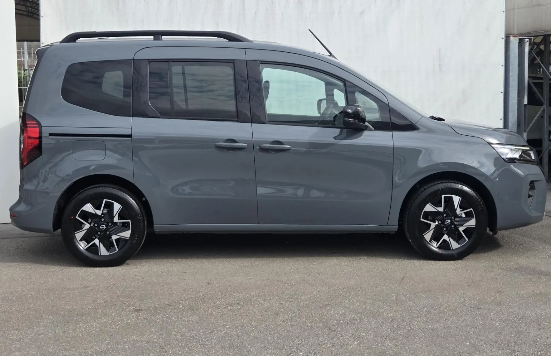 Zunanja slika - Nissan Townstar - Combi L1 1.3 DIG Tekna - 4