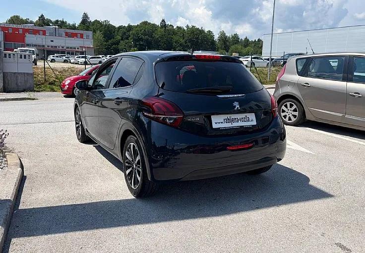 Zunanja slika - Peugeot 208 - 1.2 PureTech 83 S S Allure - 7