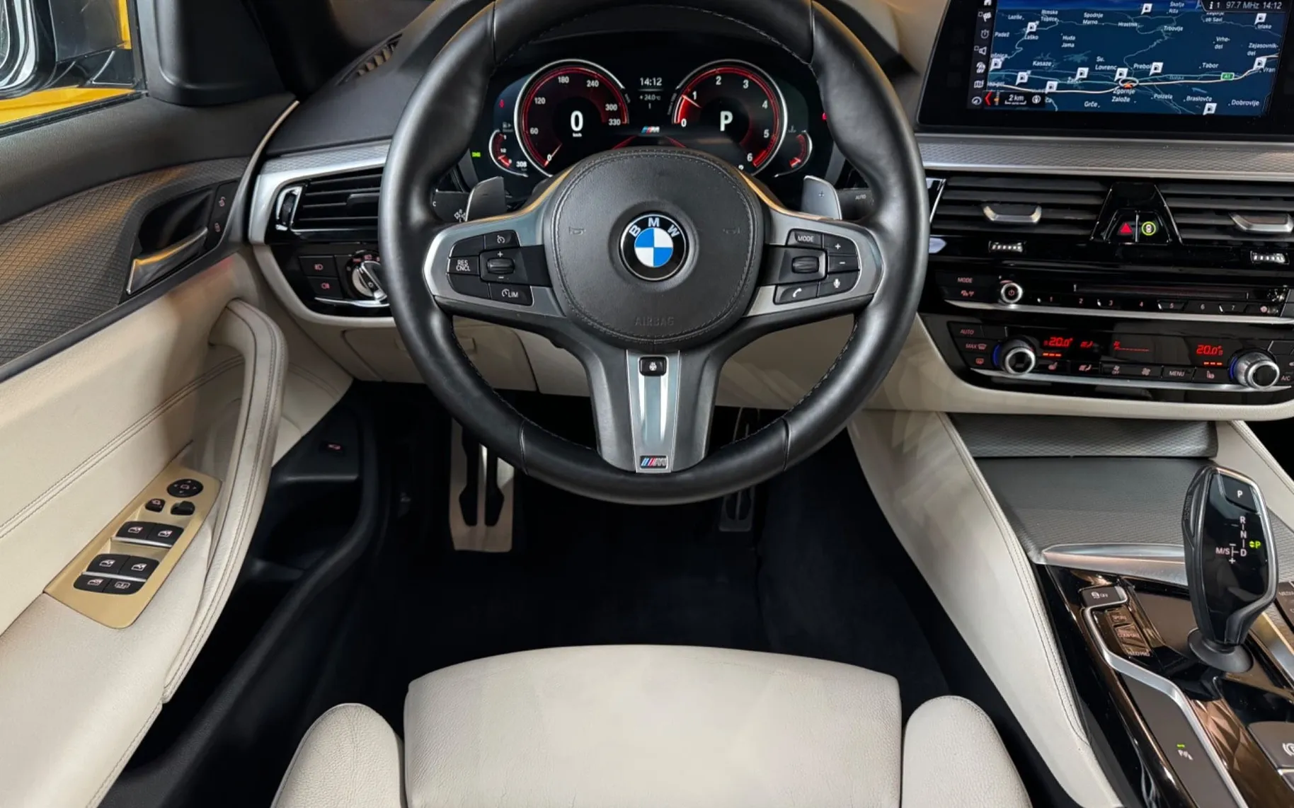 Notranja slika - BMW serija 5: - 520d AUT. M Sport-LED-PANO-VIRTUAL-KAMERA... - 12