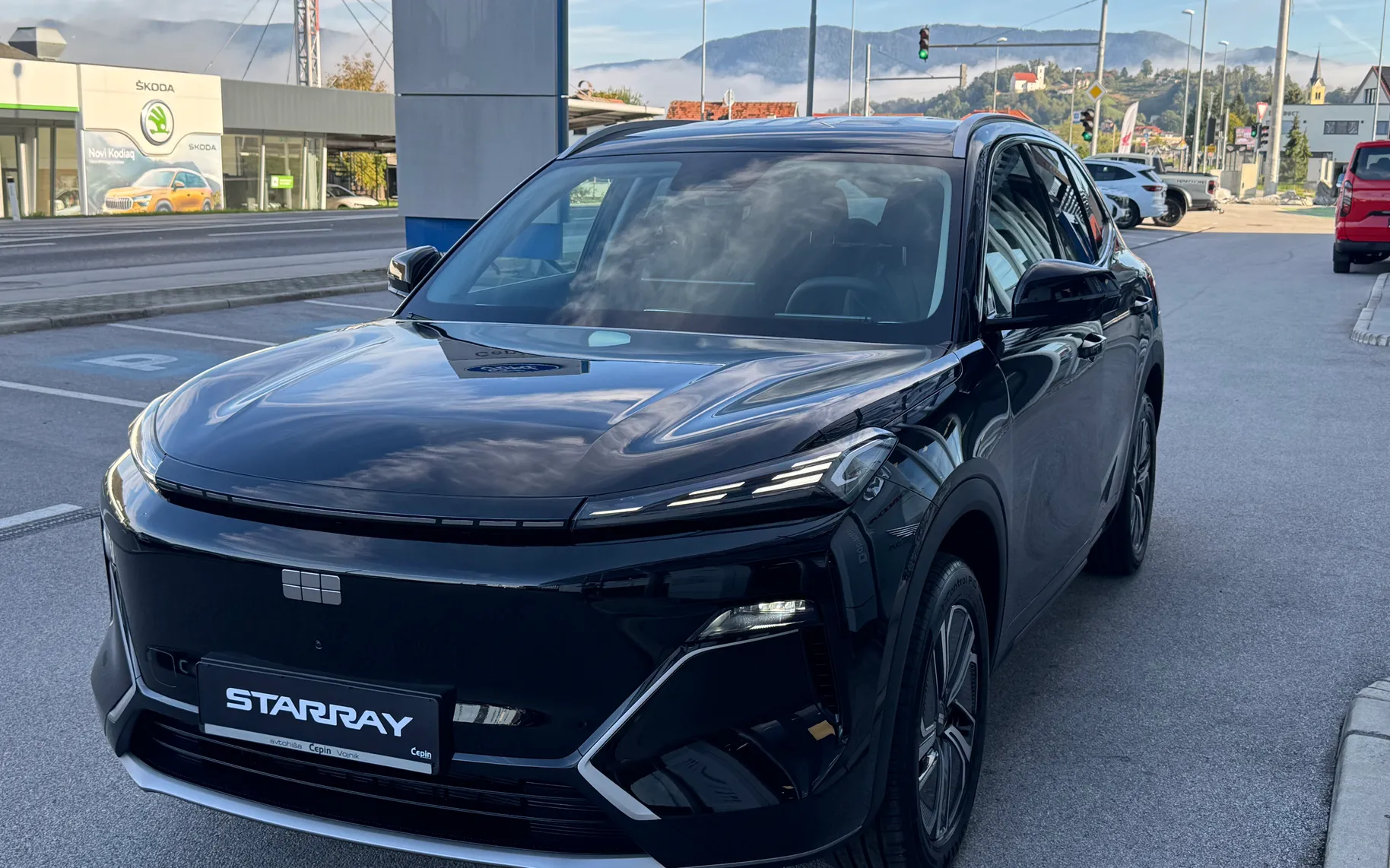 Zunanja slika - Geely StarRay - EM-i Plug-In Hybrid 1.5 Pro Avt. - 4