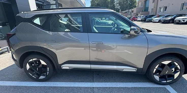 Zunanja slika - KIA Seltos - KIA  1.6 PULSE PLUS ROČNI MENJALNIK - 2