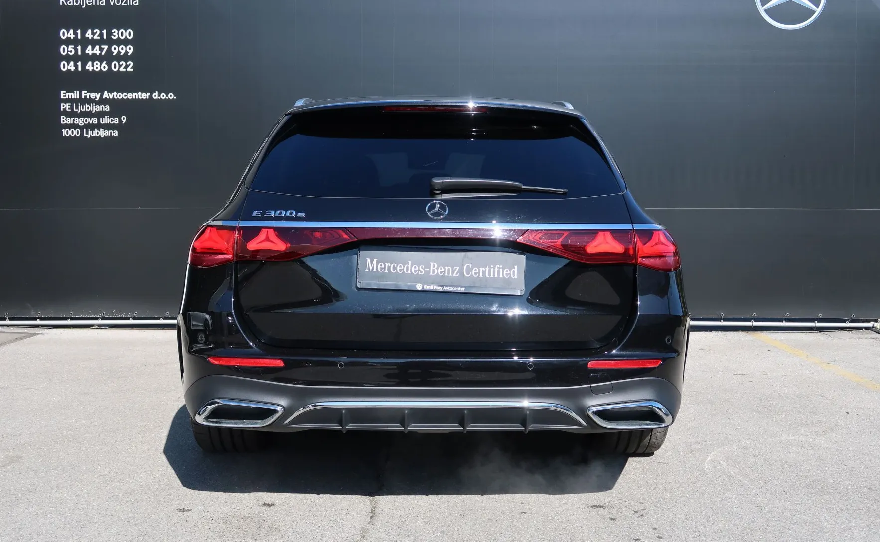 Zunanja slika - Mercedes-Benz E-Razred - E 300 e T AMG LINE - 4