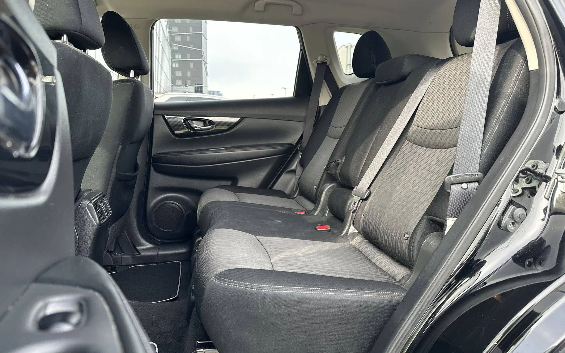 Notranja slika - Nissan X-Trail - 1.7 dCi Tekna - 11