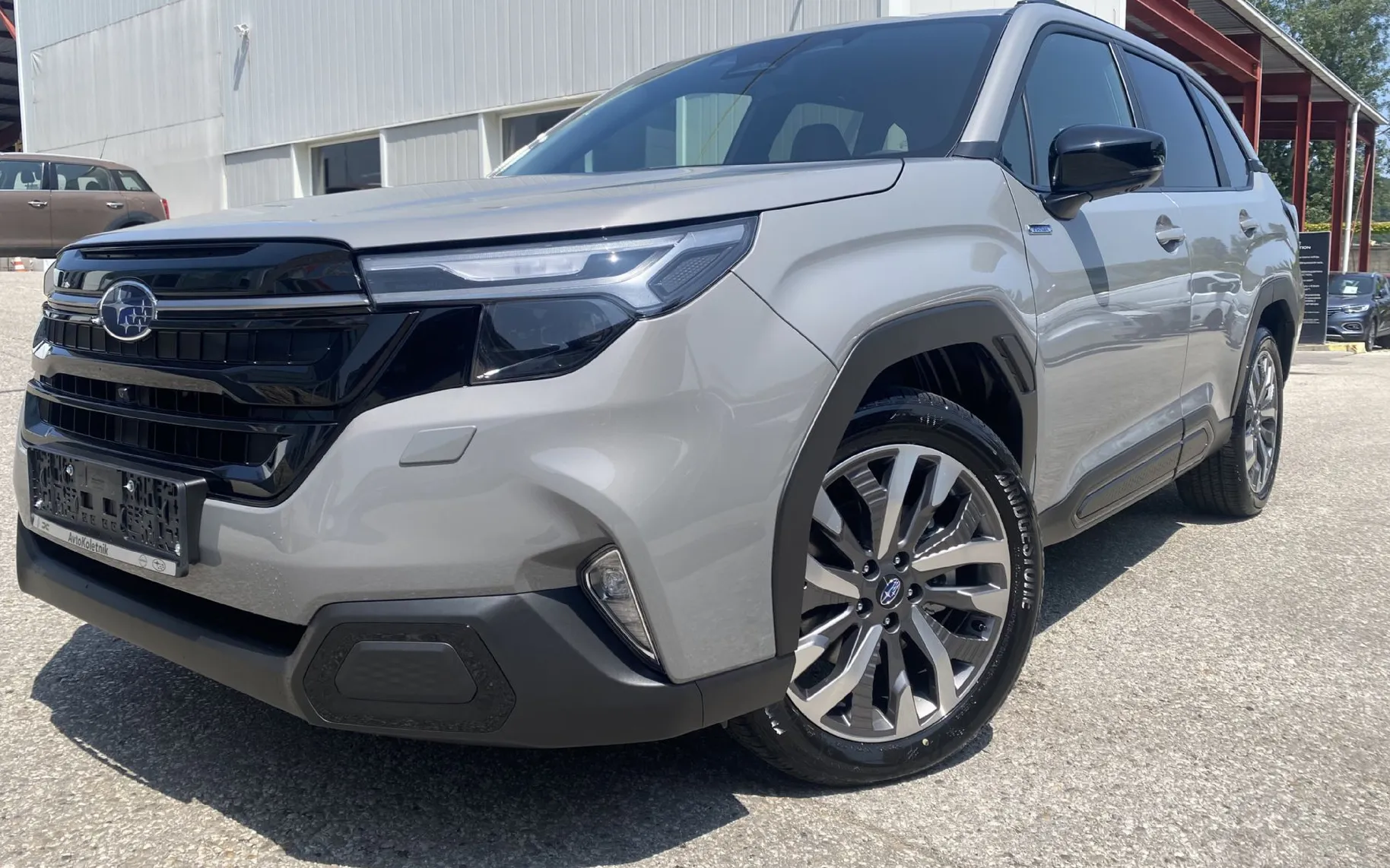 Zunanja slika - Subaru Forester - 2.0i CVT 4WD PREMIUM - 3