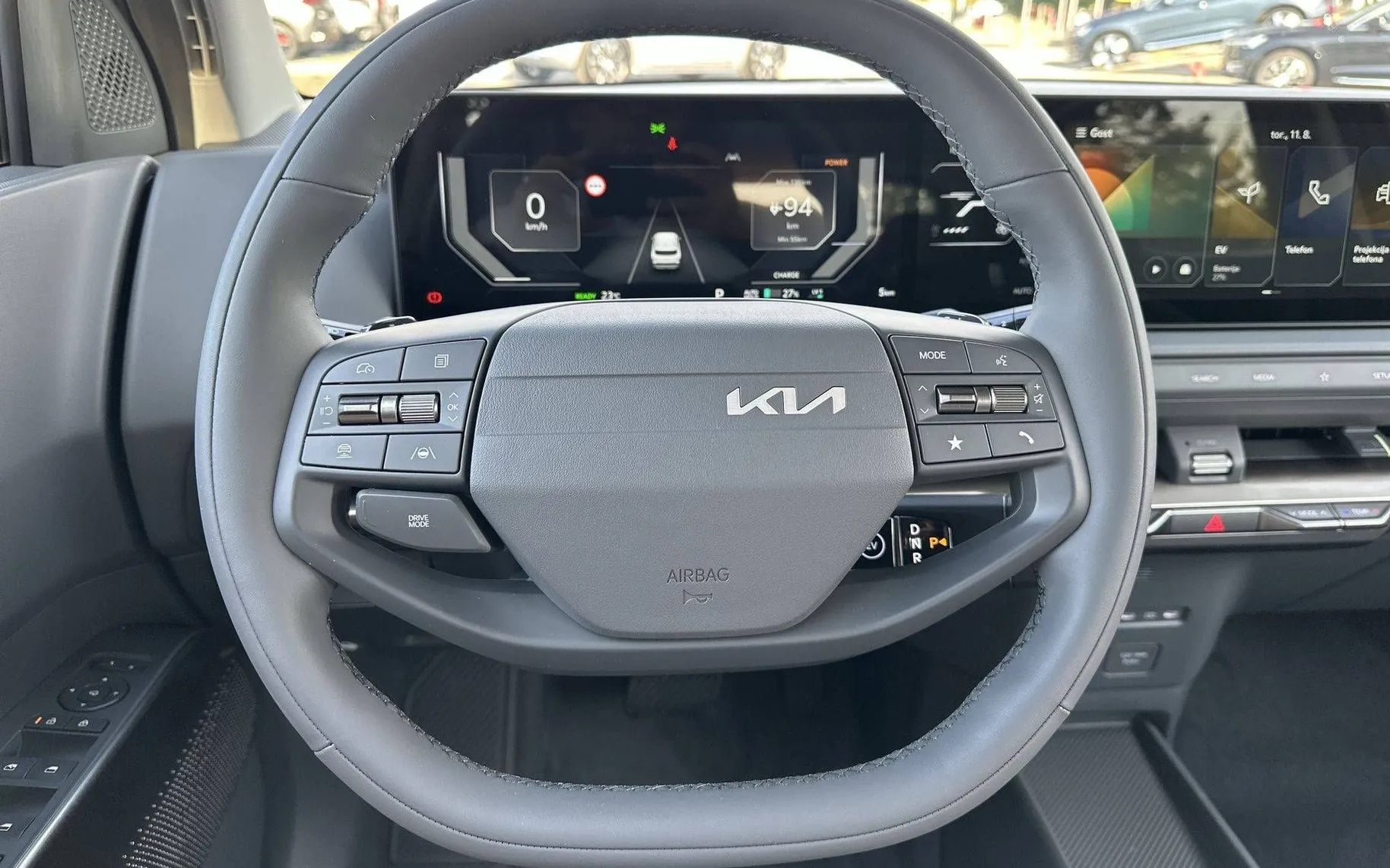 Notranja slika - KIA EV2 - 42.2 kWh Air - 14