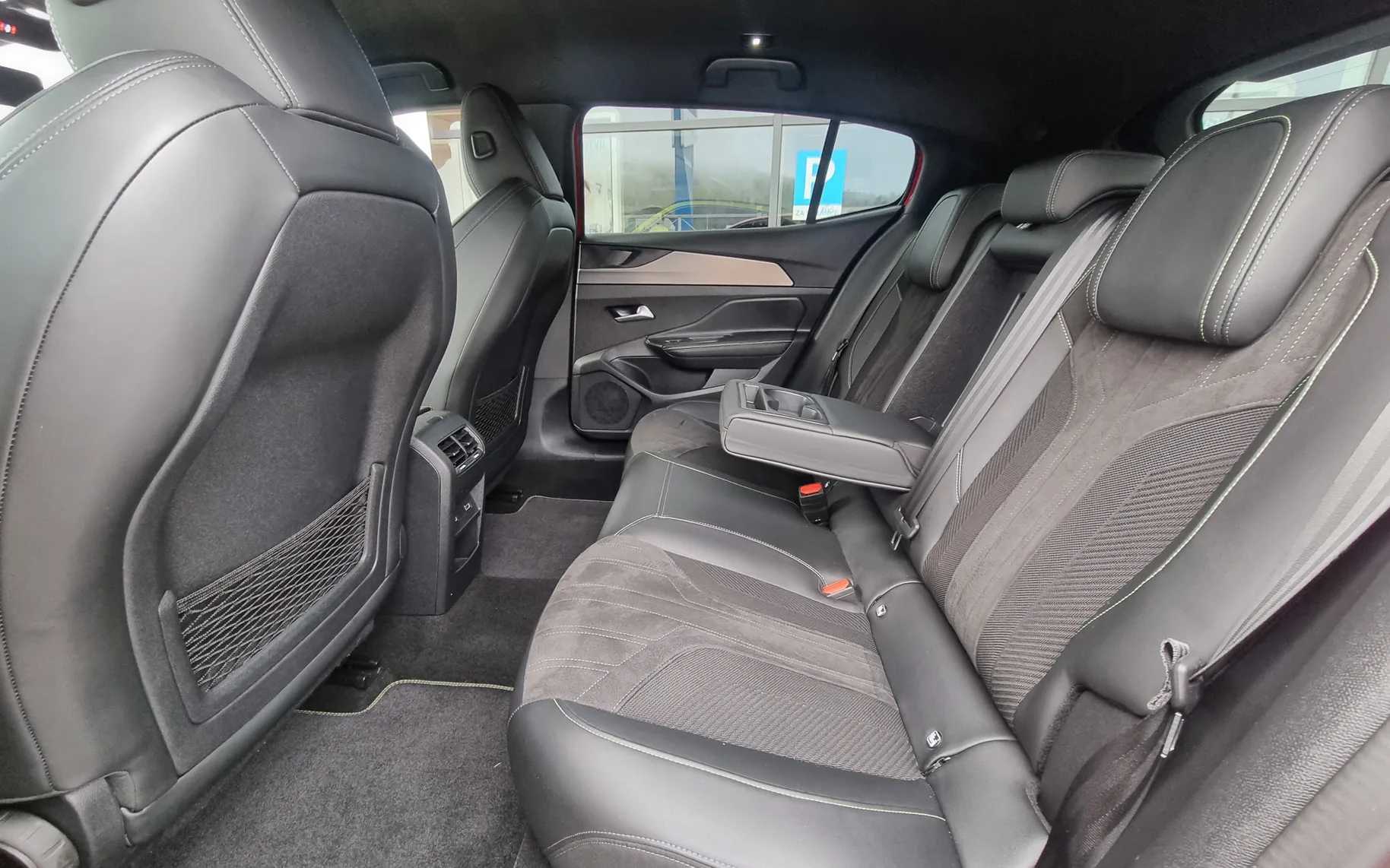 Zunanja slika - Peugeot 408 - 1.2 PURETECH GT OPREMA - POTRJENA SERVISNA - 4