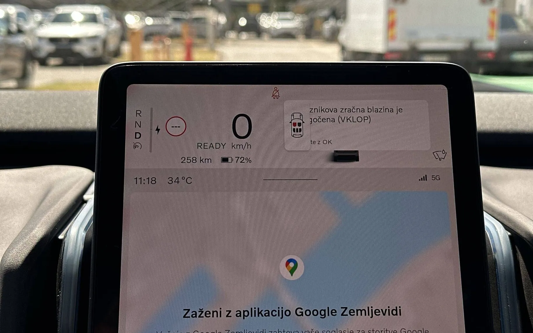 Notranja slika - Volvo EX30 - Single Motor Extended Range  69 kWh  Core - 15
