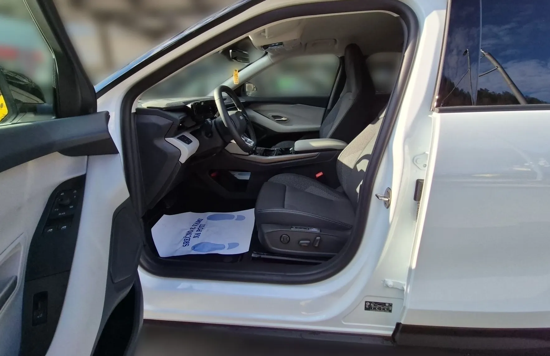 Zunanja slika - Ford Explorer - EV 52kWh RWD 170KM - 9