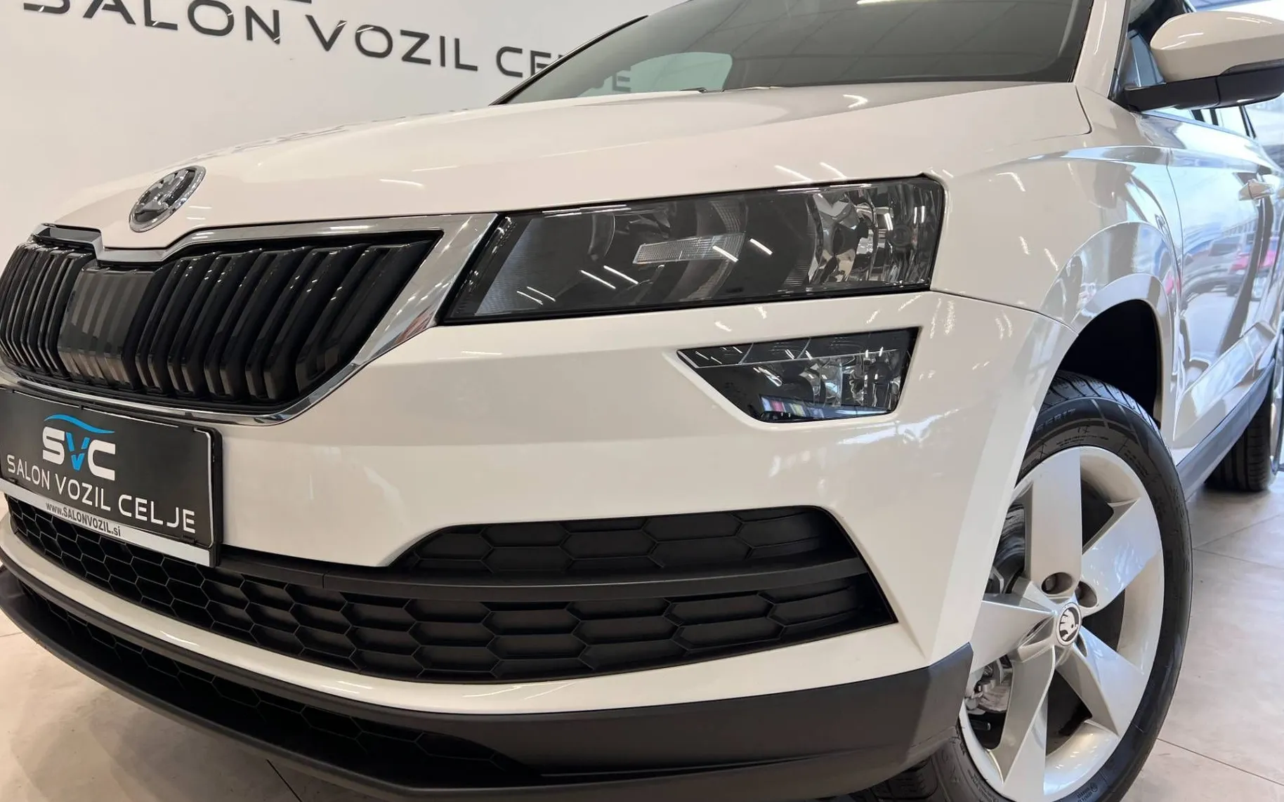 Zunanja slika - Škoda Karoq - 2.0 TDI-DSG-FRONT-ASSIST-ACC-KAM-KEYLESS-NAVI-PDC. - 1