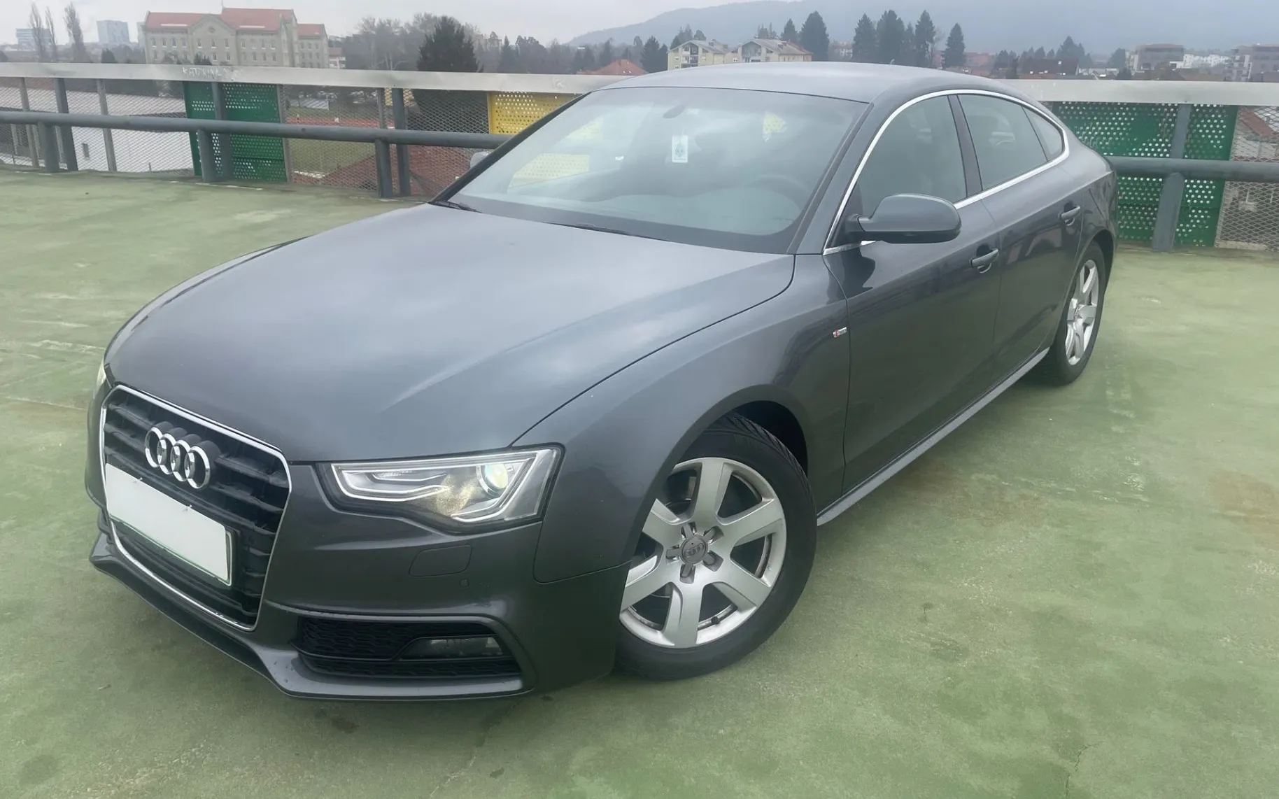 Zunanja slika - Audi A5 - Sportback  S-LINE 110 KW XSENON.PDC.NAVI.DELNO USNJE - 1