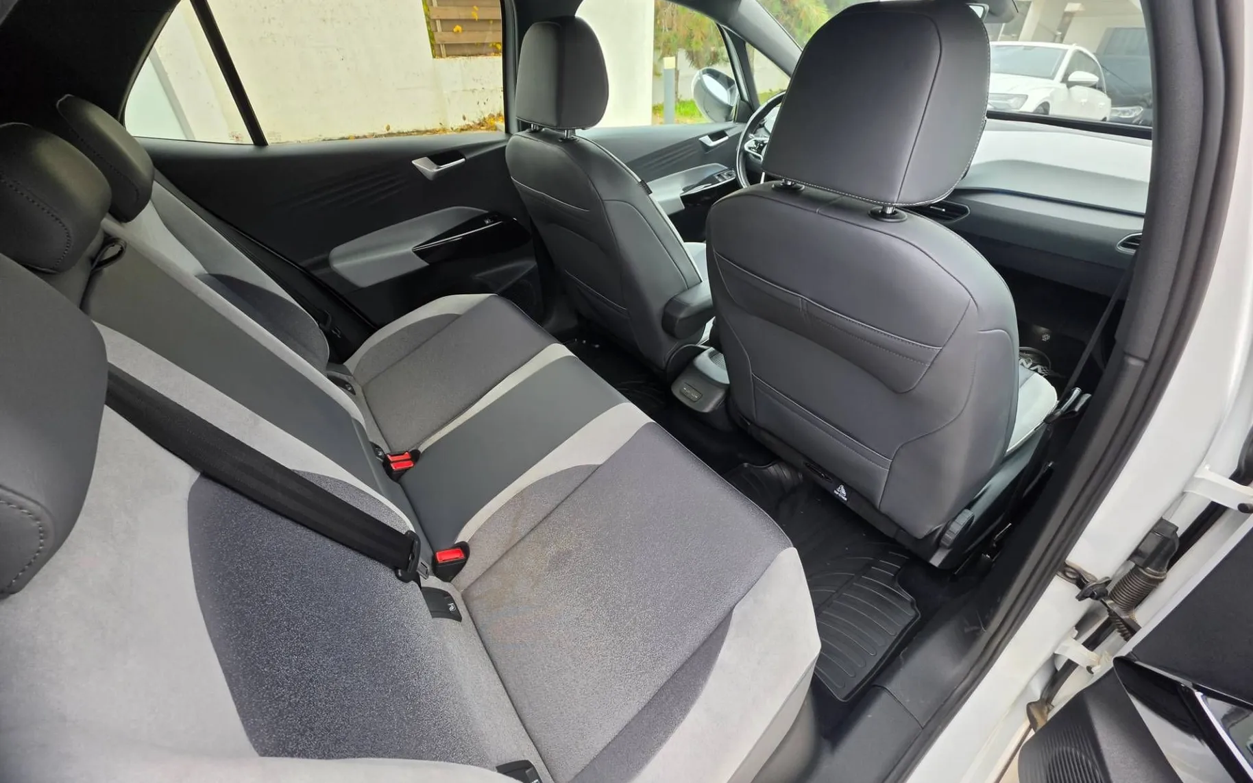 Notranja slika - Volkswagen ID.3 - Pro Performance Tech  58 kWh  |KAMERA|WEBASTO|TOP| - 11