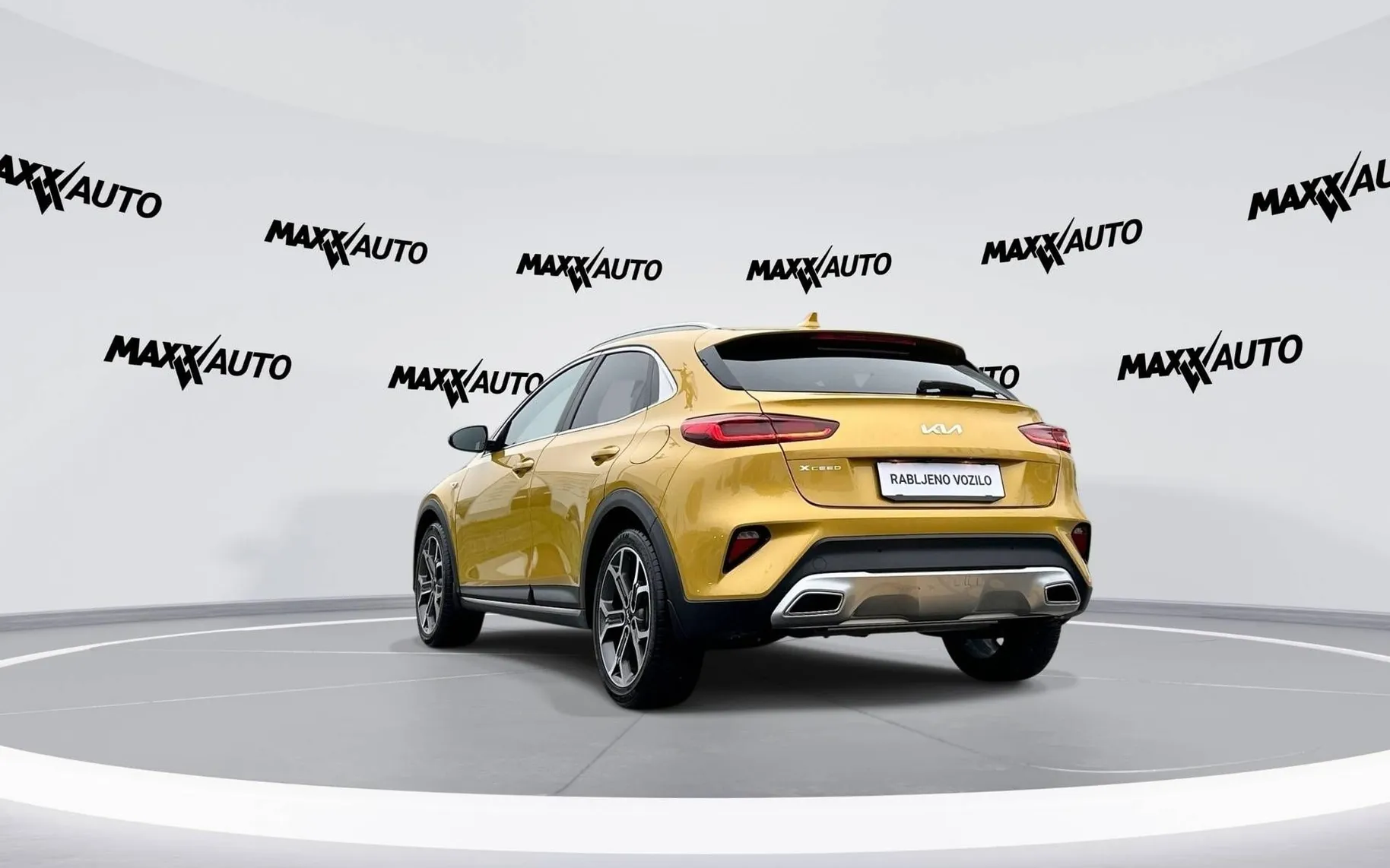 Notranja slika - KIA XCeed - 1.0 T-GDI PRIME - 7