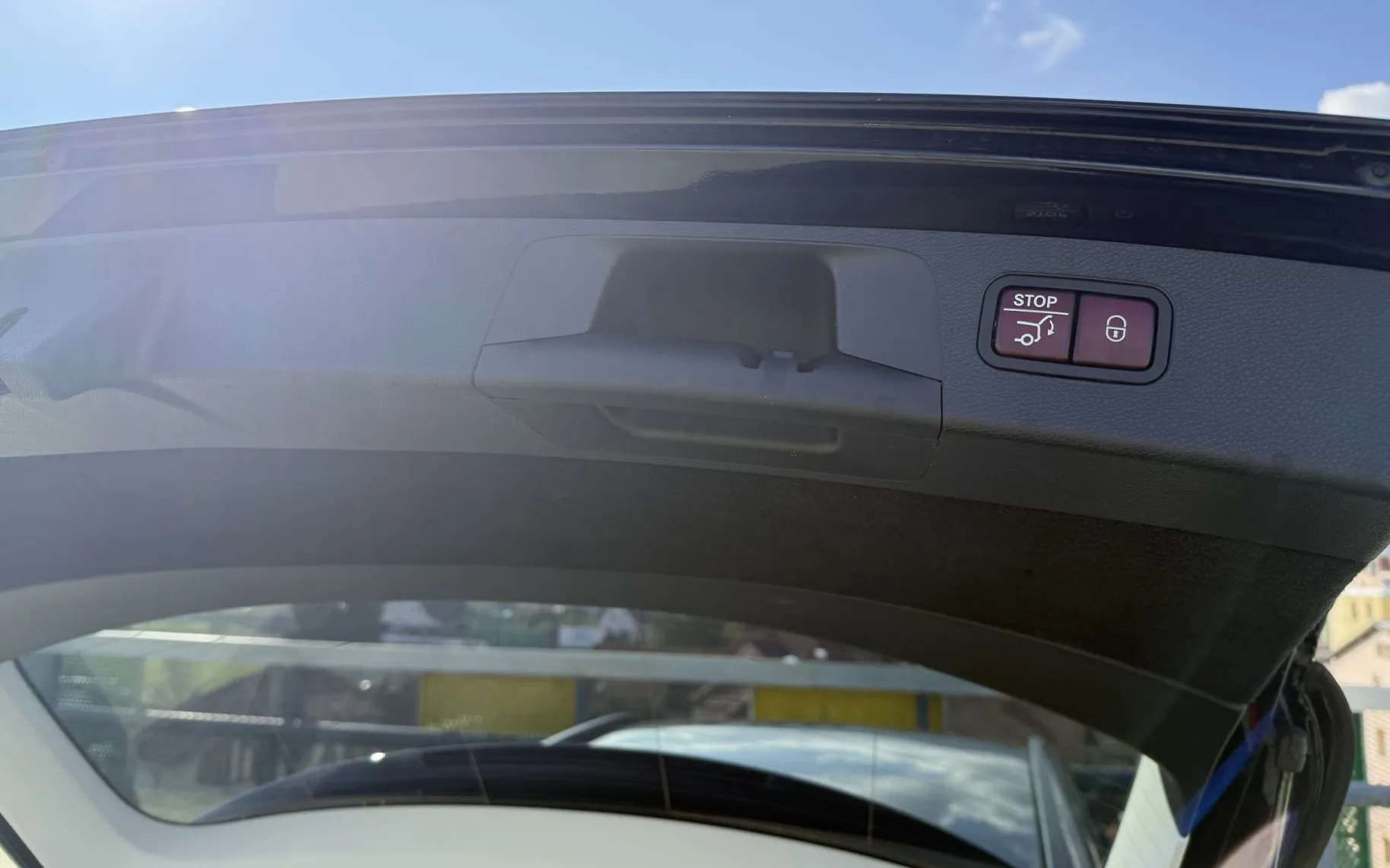 Zunanja slika - Mercedes-Benz E-Razred - E 200 d AVANDGARD LED.NAVI. USNJE. OGR.SEDEŽI - 9