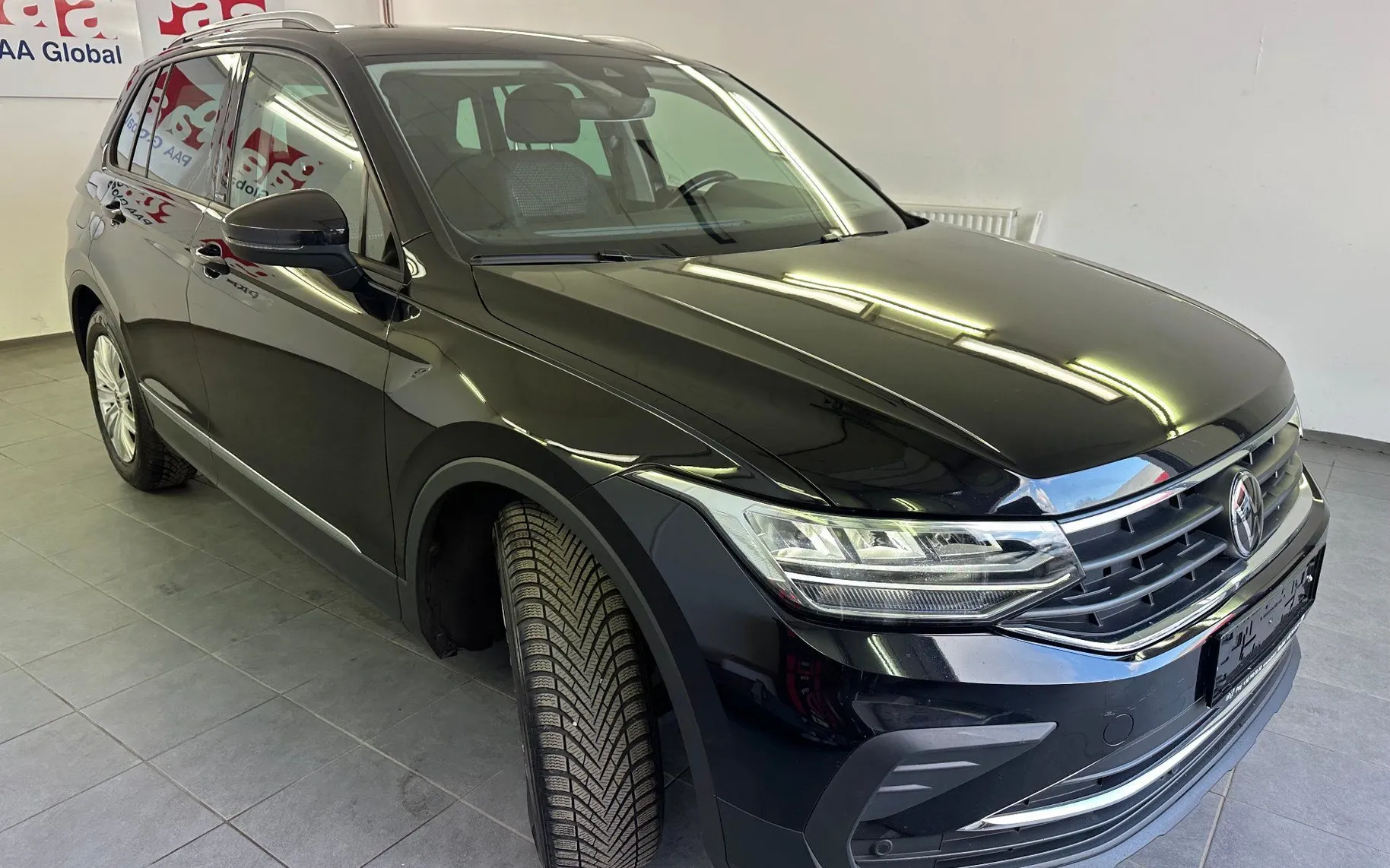 Zunanja slika - Volkswagen Tiguan - 2.0 TDI 110kW.NEMŠKI+4ALU.NAVI.AUT.GRET.SED.LED - 2