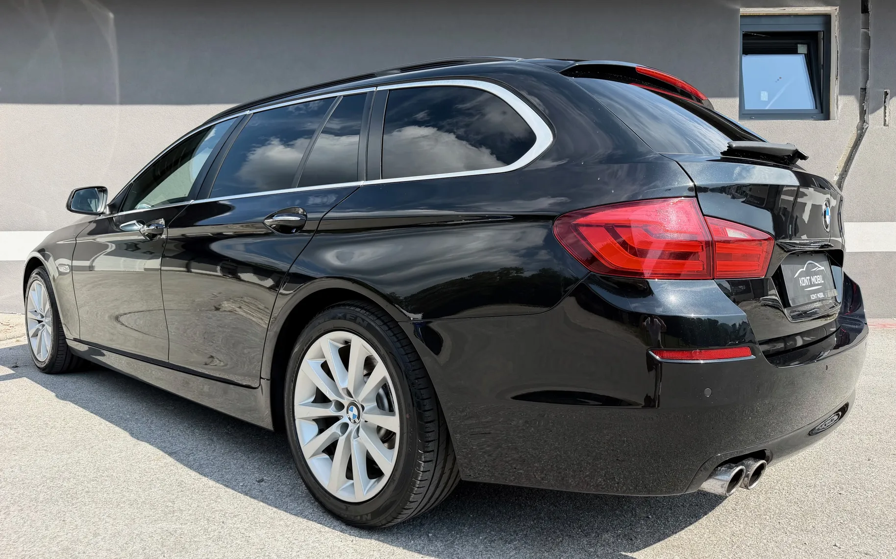 Zunanja slika - BMW Serija 5 - 520D AUT. 2.LASTNIK GRETJE SED. NAVI - 3