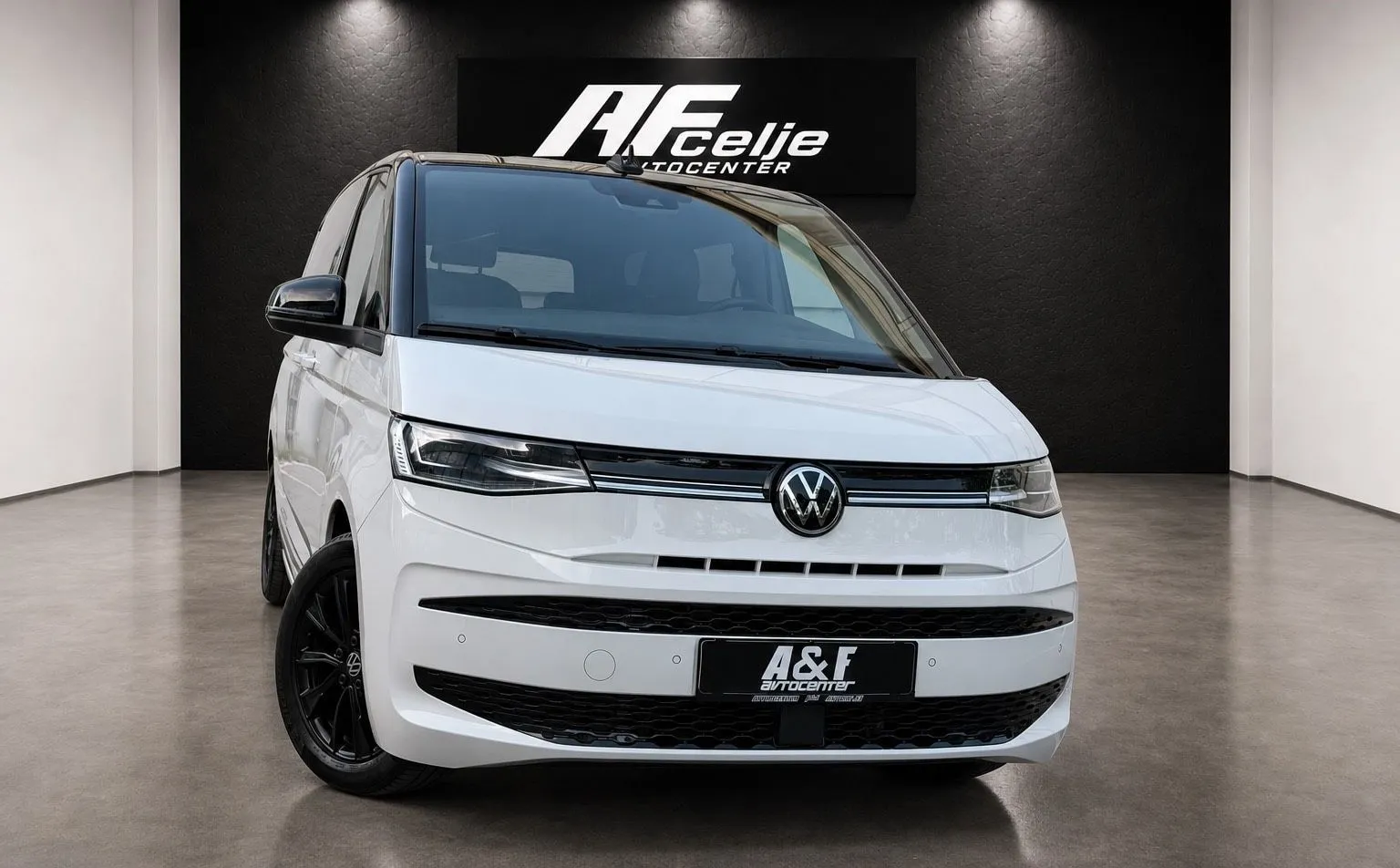 Zunanja slika - Volkswagen Multivan - 2.0 TDI-DSG-PODALJŠAN-EDITION-IQ LIGHT-VIRTUAL- - 3