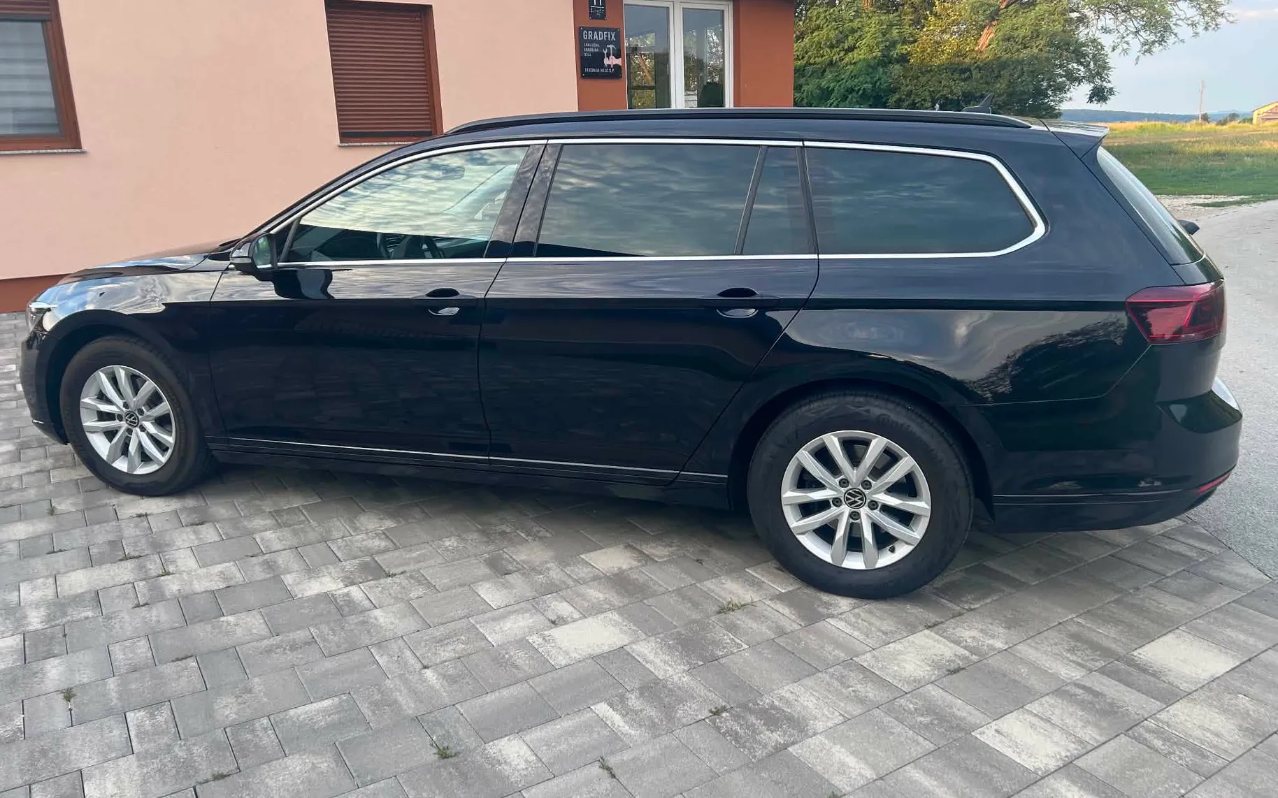 Zunanja slika - Volkswagen Passat - Variant 2,0 TDI BMT SCR Business DSG - 3