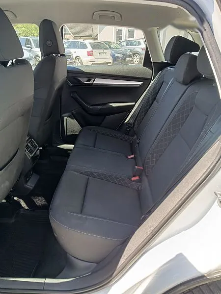 Zunanja slika - Škoda Karoq - 1.0 TSI Ambition VLEČNA KLJUKA - 9