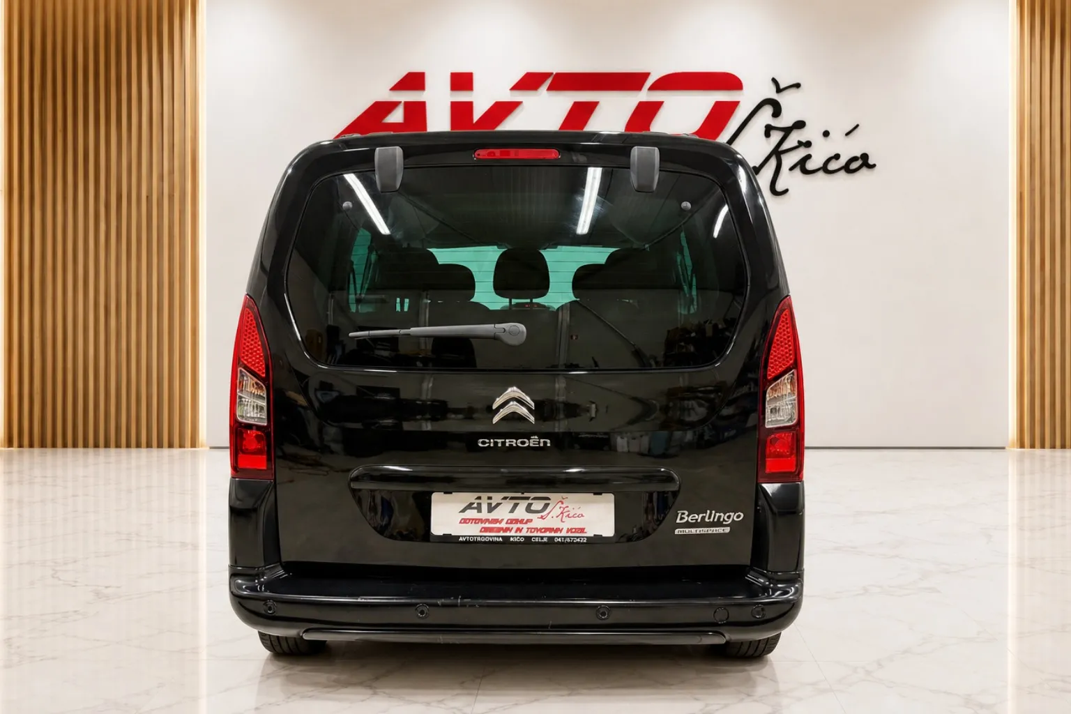 Notranja slika - Citroën Berlingo - 1.6 HDI-2X-DRSNA VRATA-TEMPOMAT-L9D-PDC-SERVISNA - 8