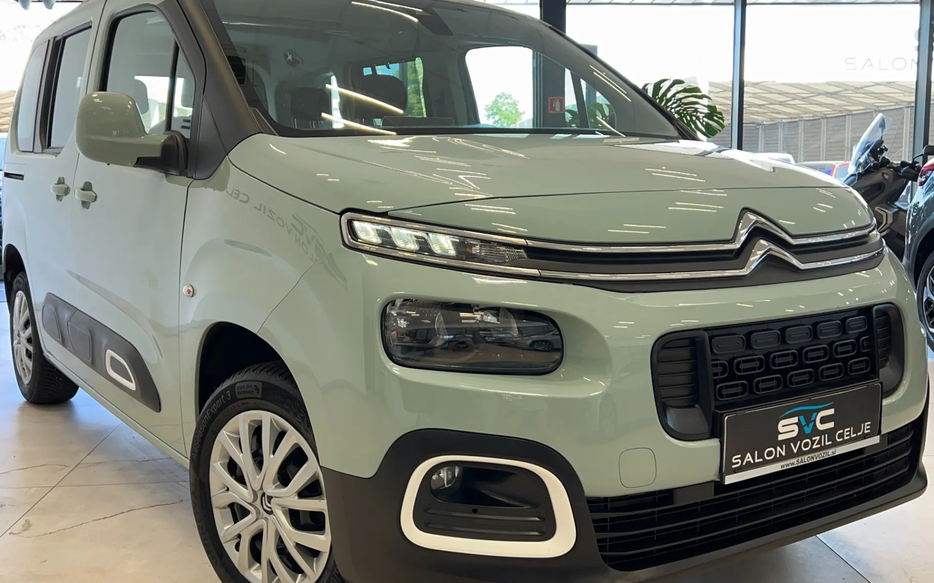 Zunanja slika - Citroën Berlingo - 1,5 BlueHDi 100 S&S Live M - 3
