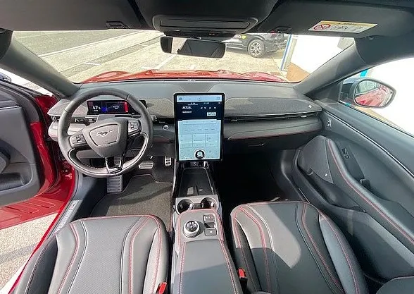 Zunanja slika - Ford Mustang Mach-e - PREMIUM 91kWh 216kW  - AKCIJSKA CENA - - 10