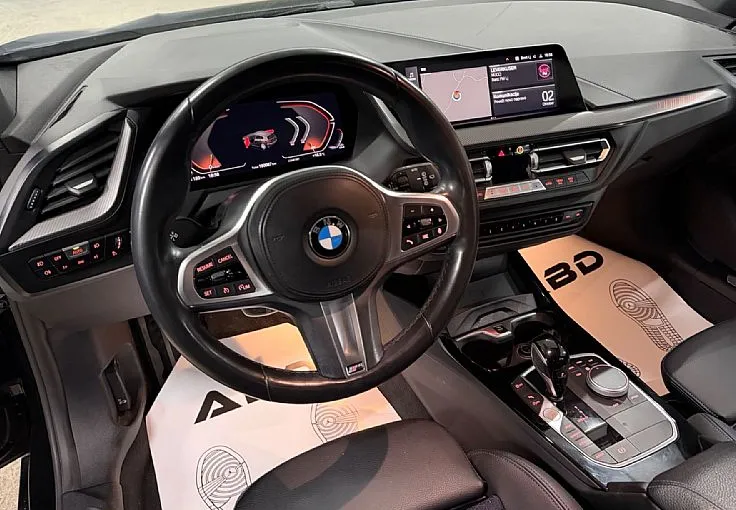 Zunanja slika - BMW Serija 1 - : 118d M-Sport BLACK 1.LASTNIK RADAR VIRTUAL KAMERA - 8